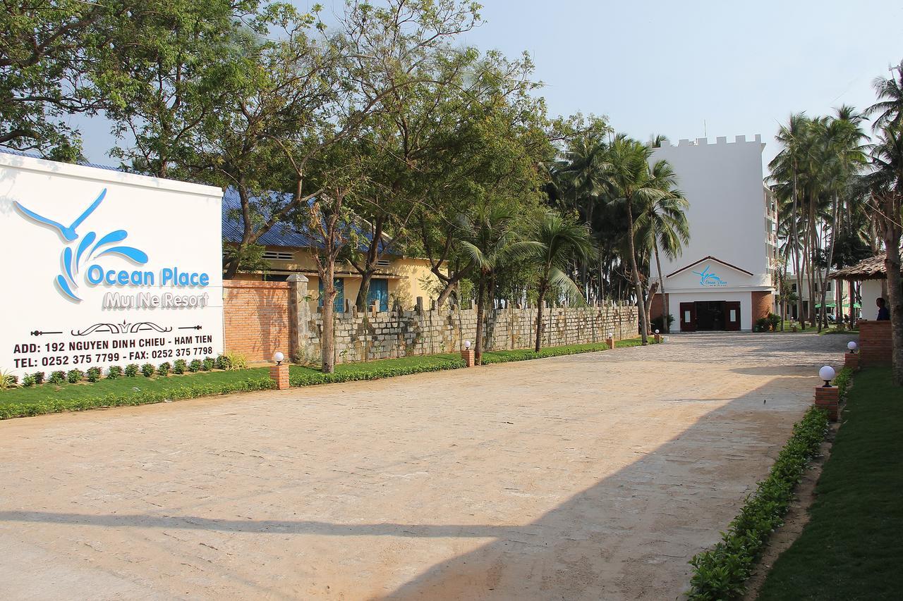 Ocean Place Mui Ne Resort Exterior foto